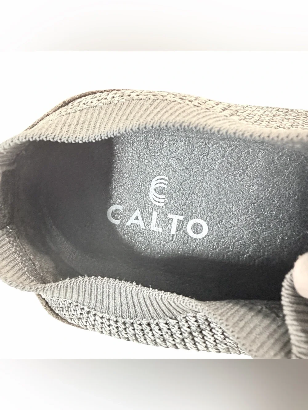 CALTO Gray Knit Elevator Shoes | Men’s Size 8.5 | Height Increase Sneakers